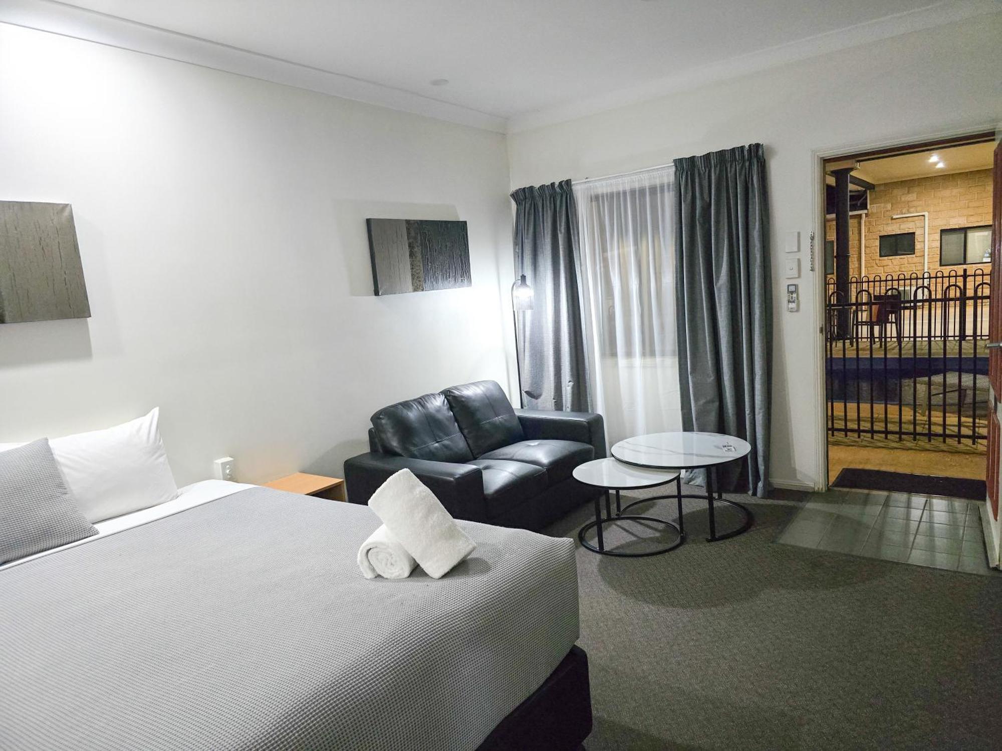 Ascot Lodge Motor Inn Kingaroy Ngoại thất bức ảnh